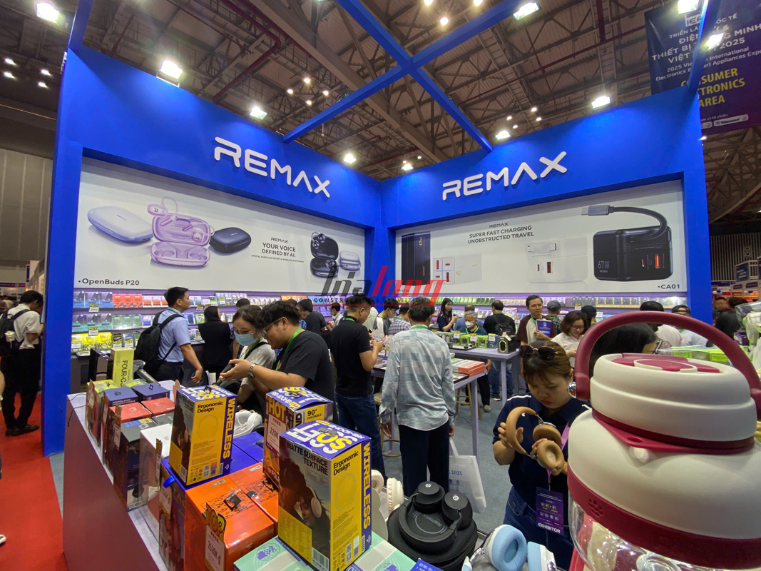 IEAE 2025 in Hanoi - Thiết kế và Thi công hoàn thiện cụm gian hàng Remax, Goodmi, Fanxiana