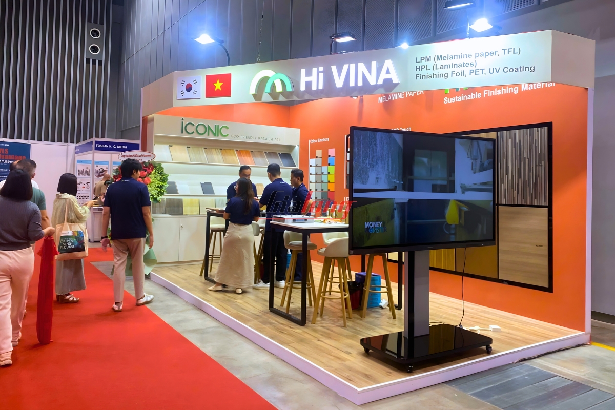 VIETNAMWOOD 2025 - Completing the design and construction of Hivina booth